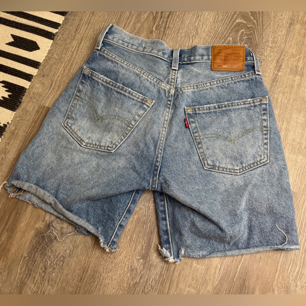Levi’s 501 90s Patchwork Women’s Shorts - Medium Wash W24 - Picture 5 of 14